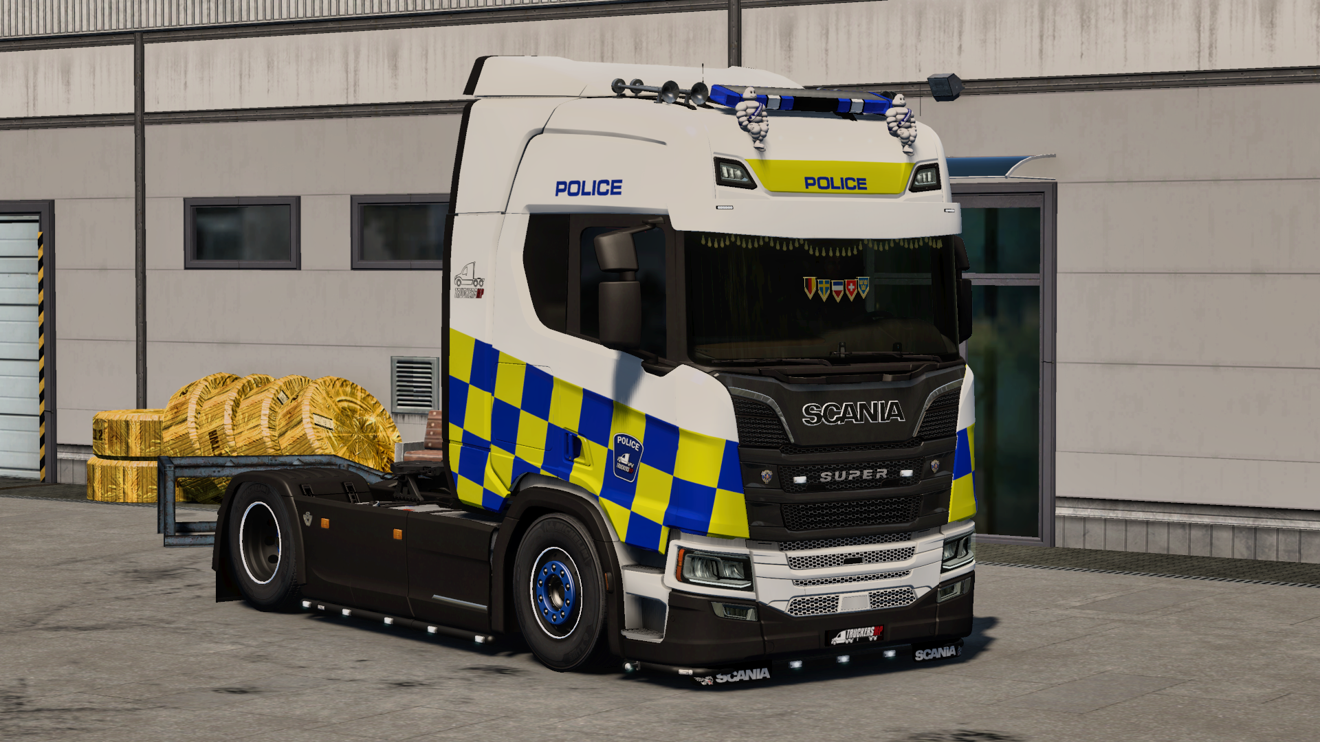 Scania R Low Roof police paintjob
