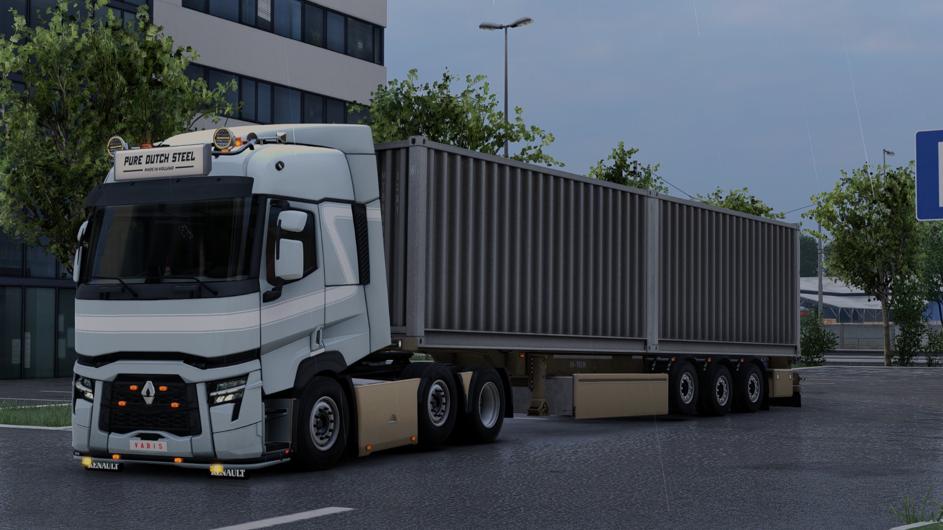 Renault T low cab