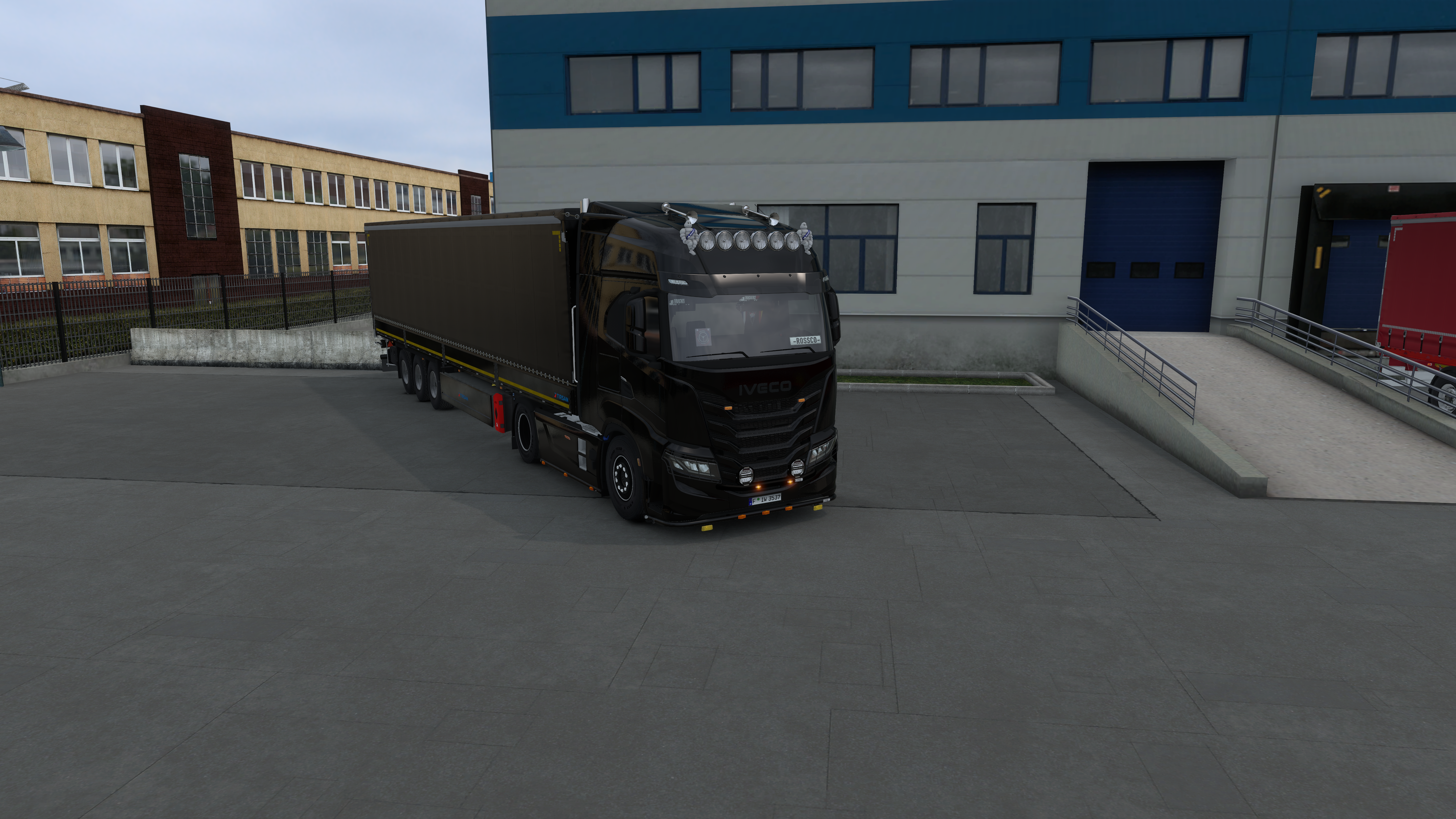 Black Knight Iveco S- Way