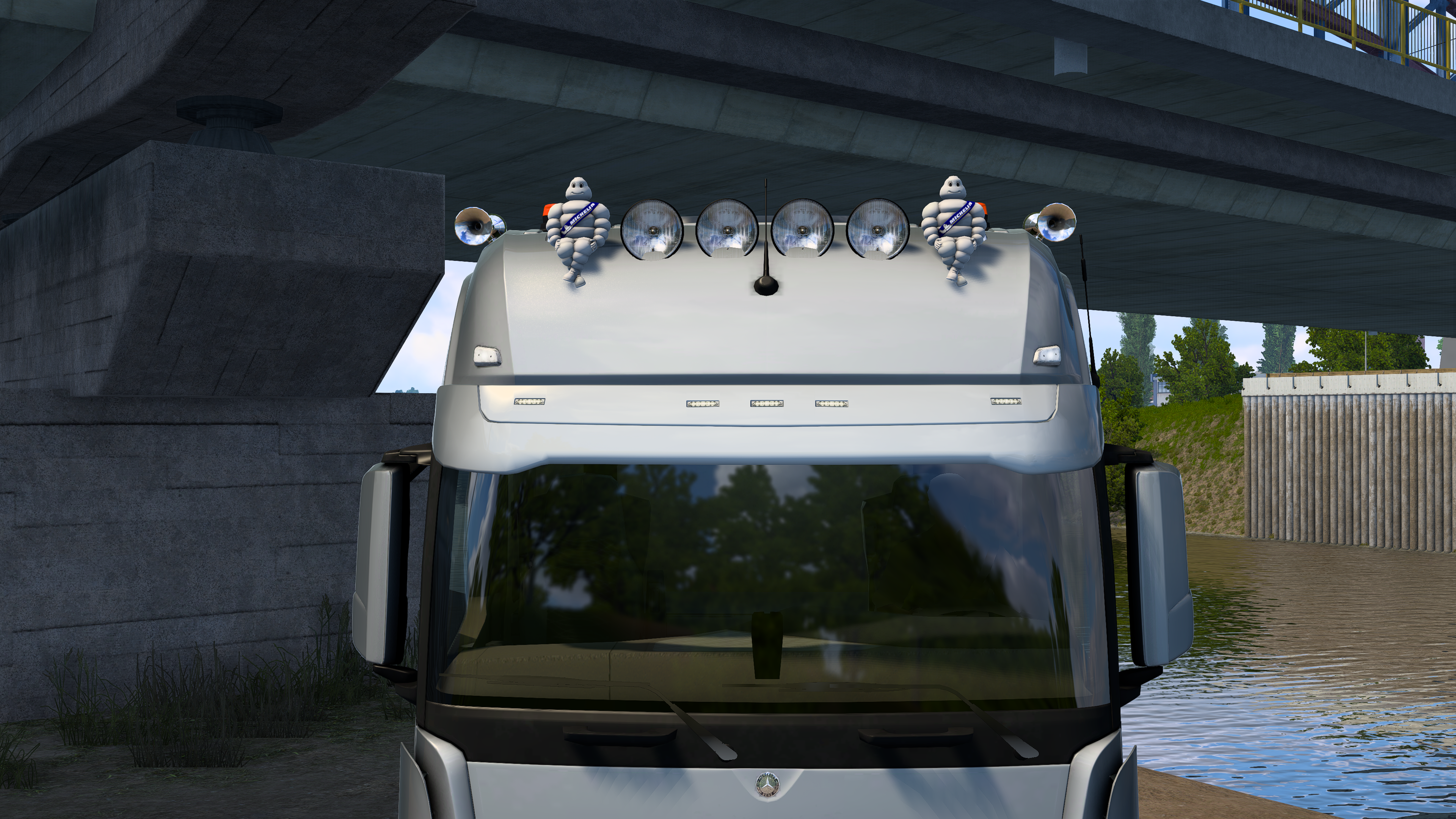 MP4 Sunshield