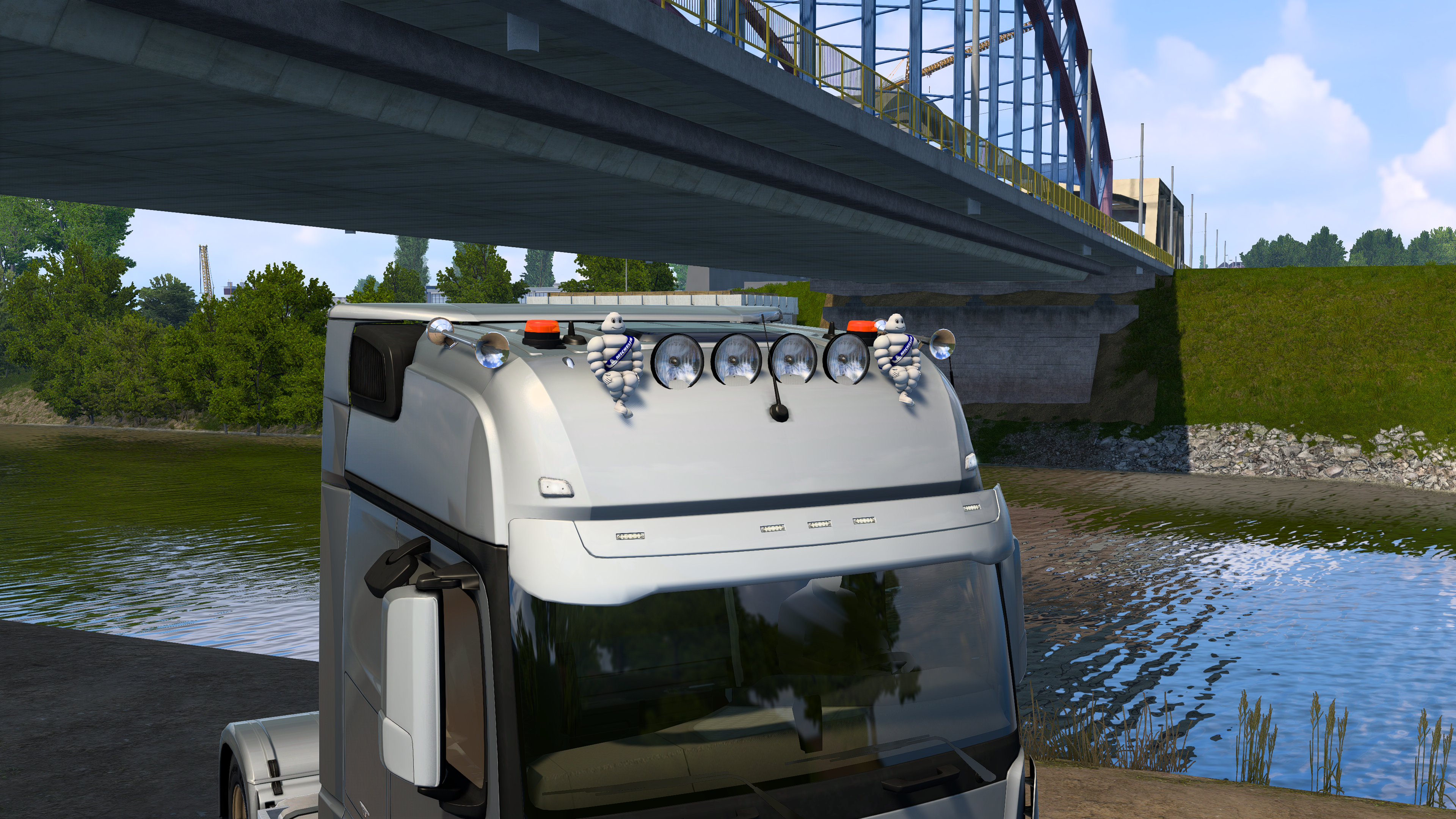 MP4 r_grill