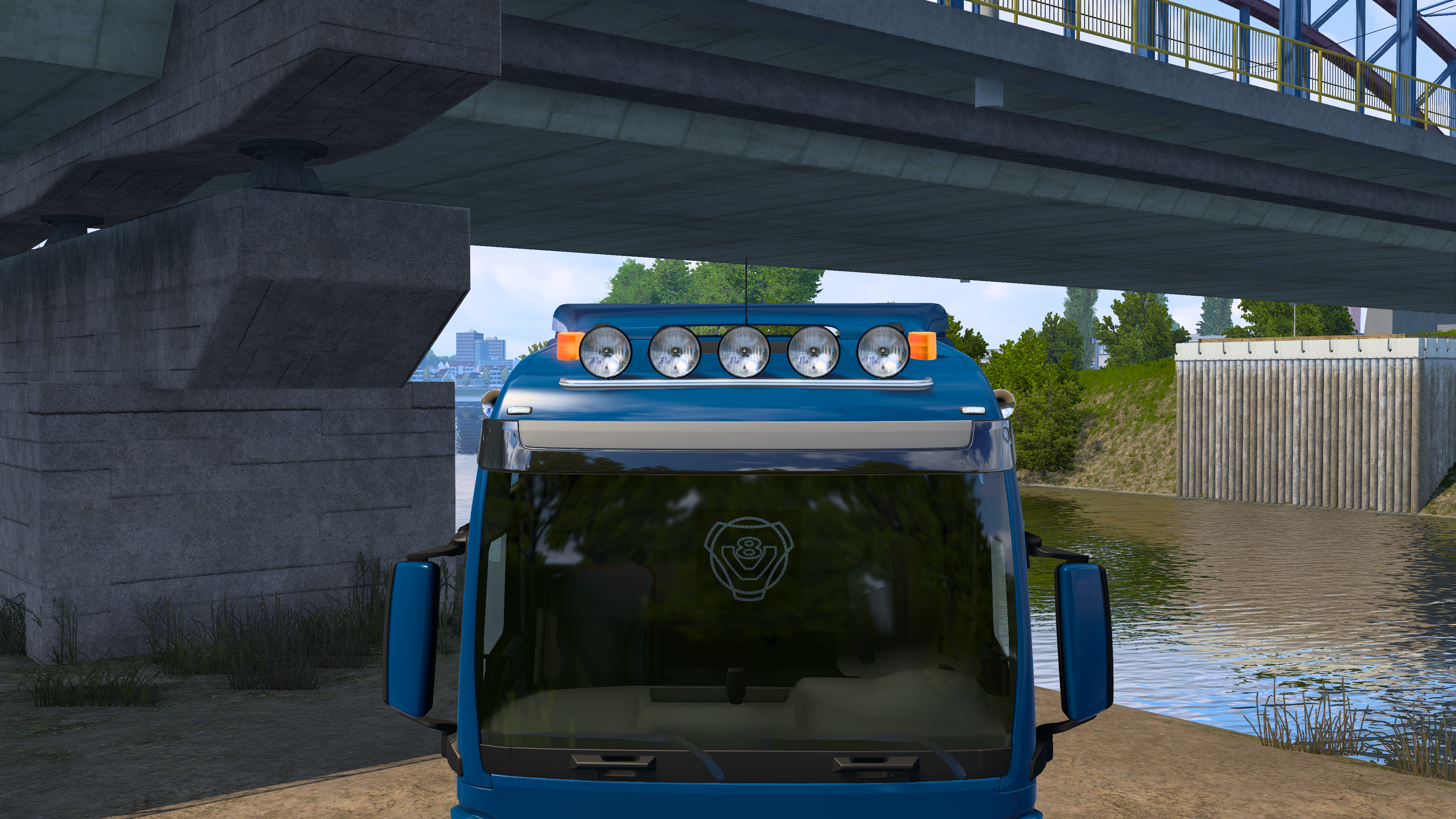 TGX E6 r_grill w/ Beacon
