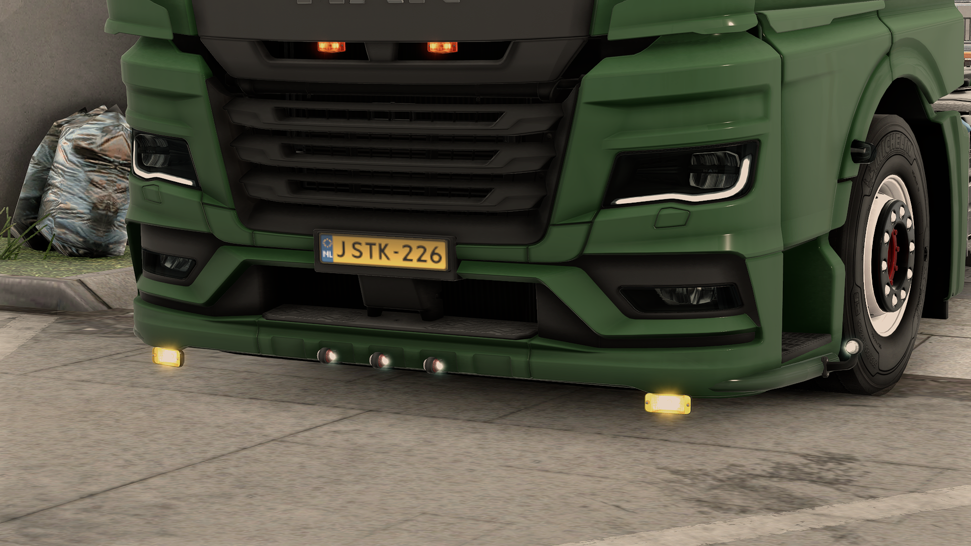 TGX 2020 b_grill